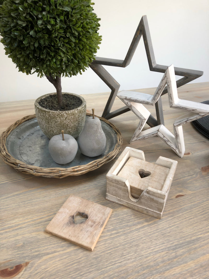 6 Wooden heart coasters in holder