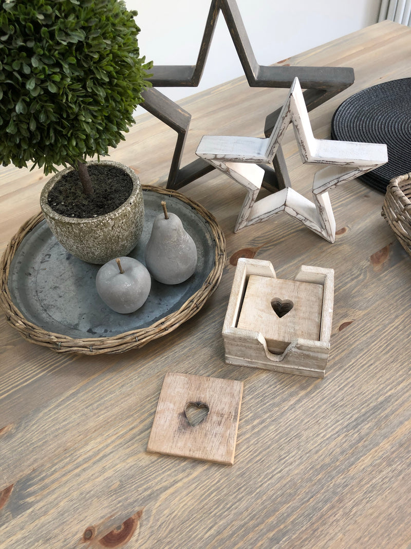 6 Wooden heart coasters in holder