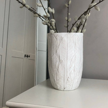Leaf embossed chunky embossed vase