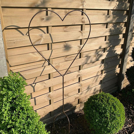 Large Metal Garden Heart Stake 135cm Tall