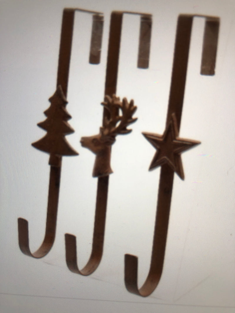Iron Christmas tree stag reindeer star wreath door hanger hook 3 styles