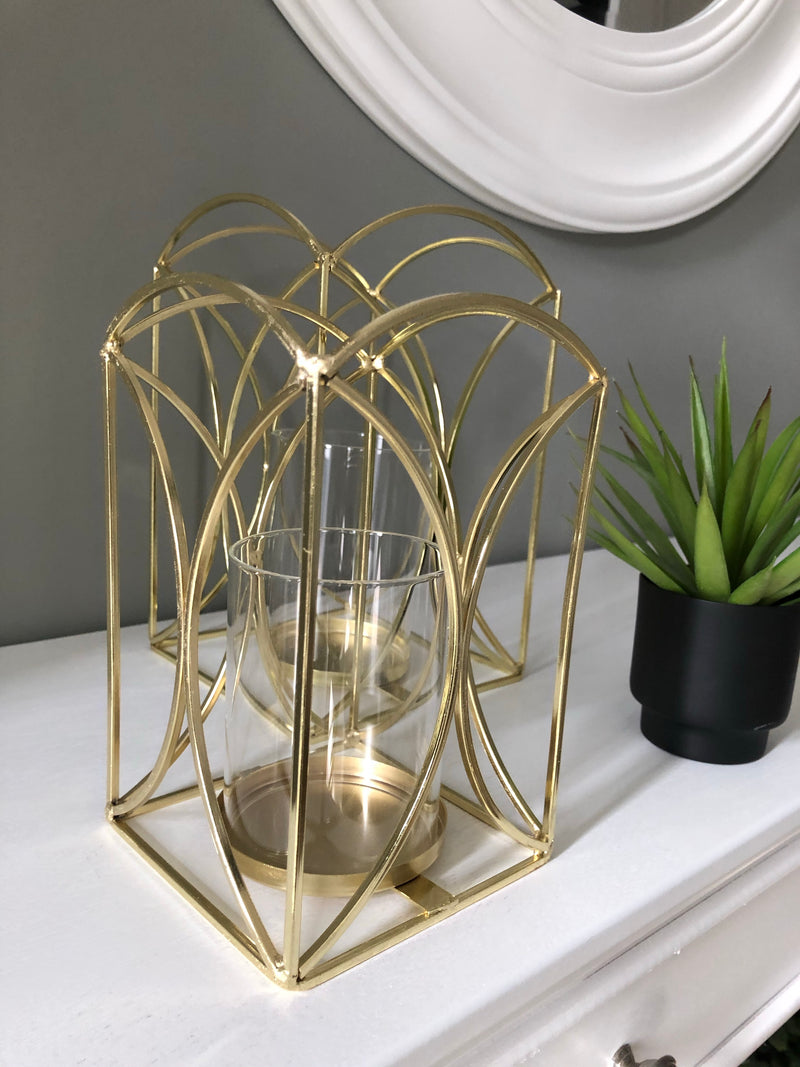Store seconds Gold Metal Lantern medium