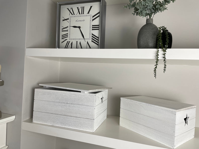 Large star white lidded box