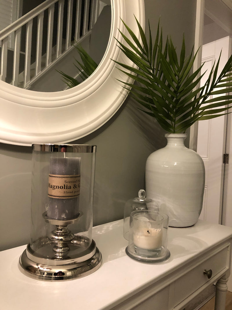 Medium scented pale grey pillar candle 15x7cm