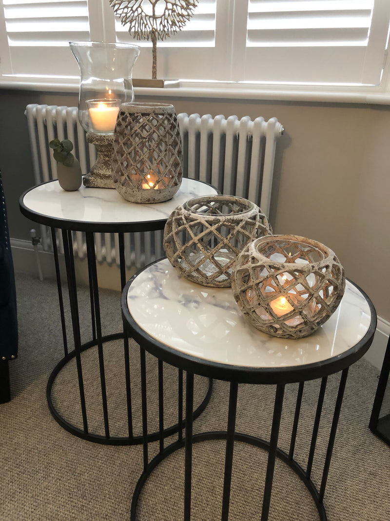 Medium squat lattice candle holder