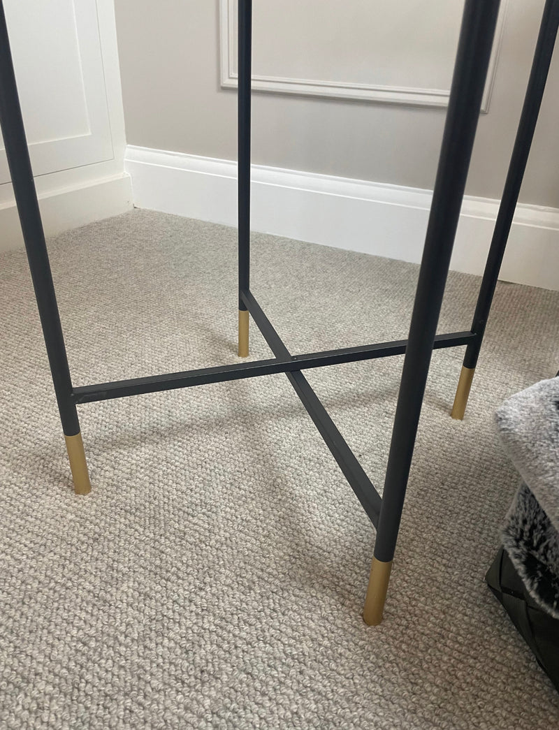 Medium mirrored top side table black gold
