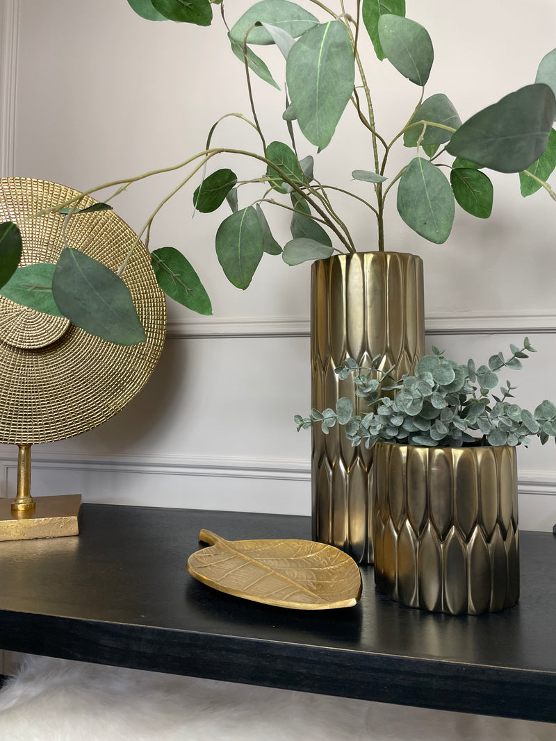 Gold textured ceramic vase