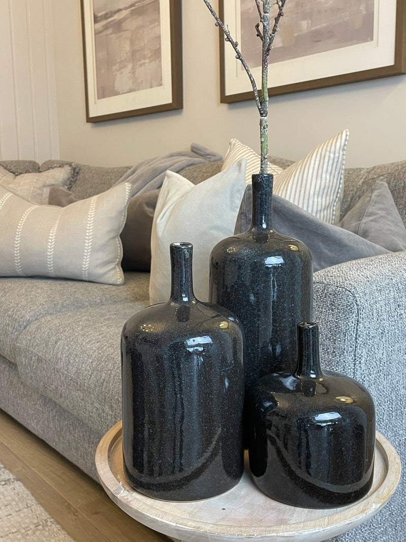 Large Black speckled Vormark bottle vase